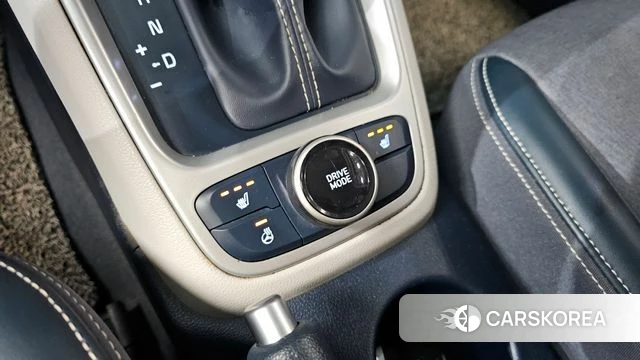 Hyundai Venue id 4304435 из Кореи 10