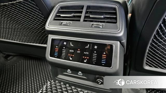 Audi A6 (C8) id 3810891 из Кореи 10