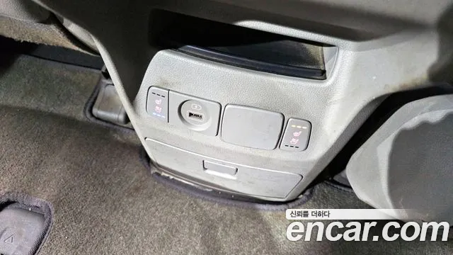 Kia The New Carnival id 2558750 из Кореи 10