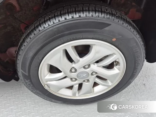 Hyundai Venue id 3717635 из Кореи 10