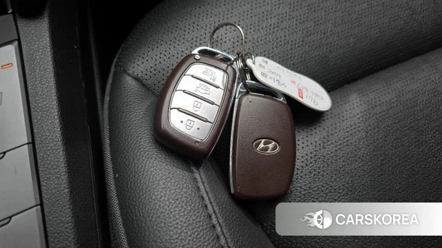 Hyundai The New Avante AD id 3942591 из Кореи 10