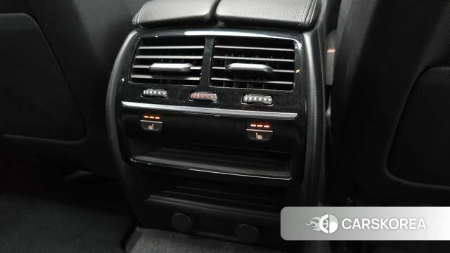 BMW 5 Series (G30) id 4459133 из Кореи 10