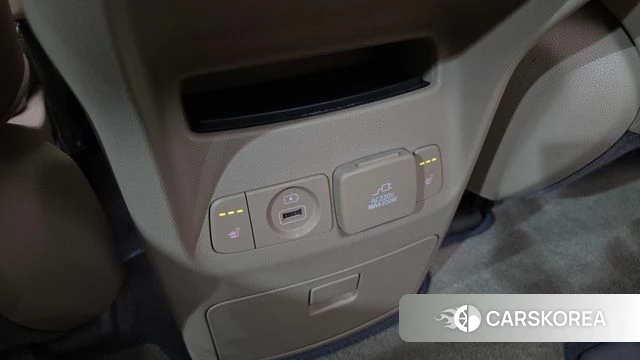 Kia The New Carnival id 4605030 из Кореи 10
