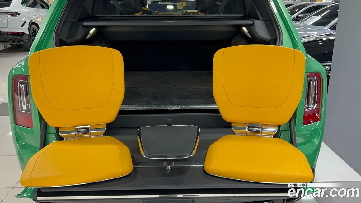 Rolls-Royce Cullinan id 2185609 из Кореи 10