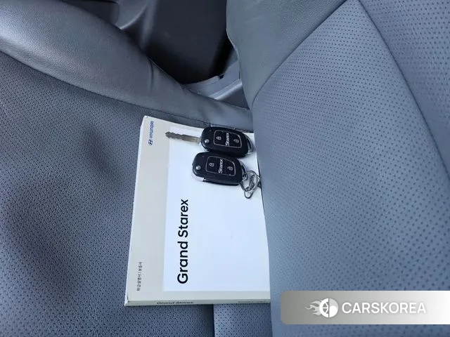 Hyundai The New Grand Starex id 3568293 из Кореи 10