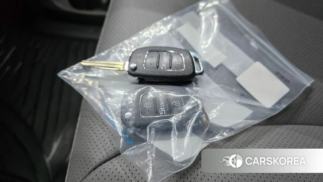 Hyundai The New Grand Starex id 4225296 из Кореи 10