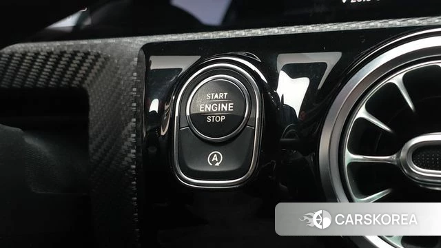 Mercedes-Benz A-Class W177 id 3942546 из Кореи 10