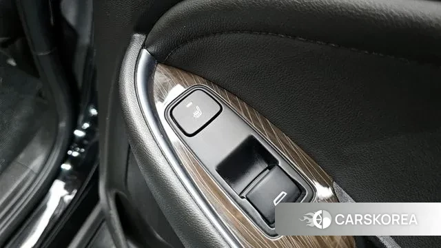 Chevrolet (GM Daewoo) The New Malibu id 3697790 из Кореи 10