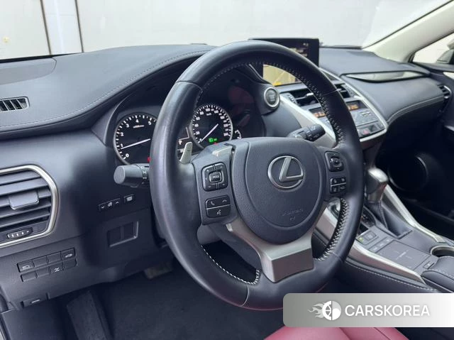 Lexus NX id 4274165 из Китая 10