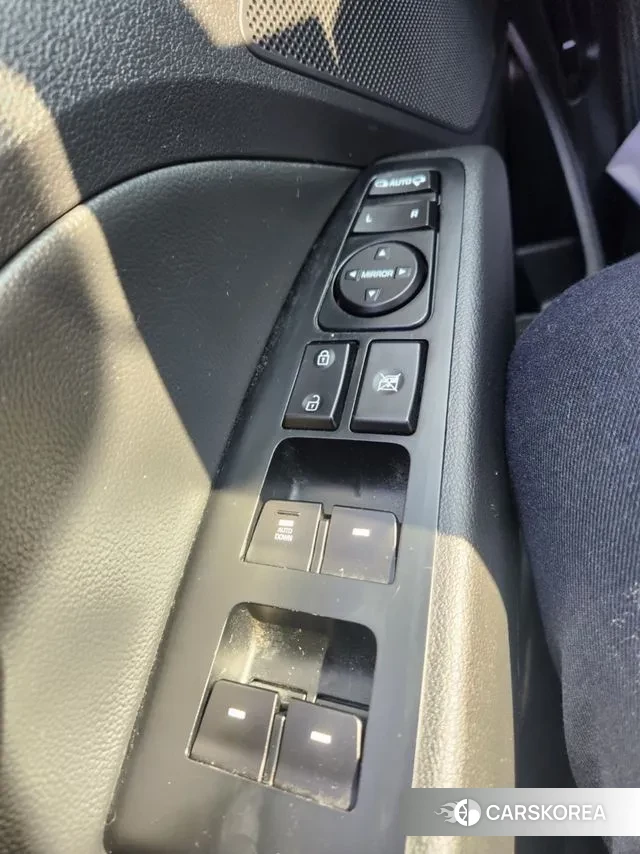 Hyundai Avante AD id 3656923 из Кореи 10