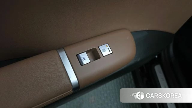 Hyundai Grandeur Hybrid (GN7) id 3897309 из Кореи 10