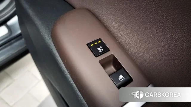 Hyundai Grandeur (GN7) id 3471821 из Кореи 10