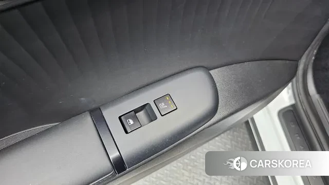 Hyundai Grandeur Hybrid (GN7) id 2915118 из Кореи 10