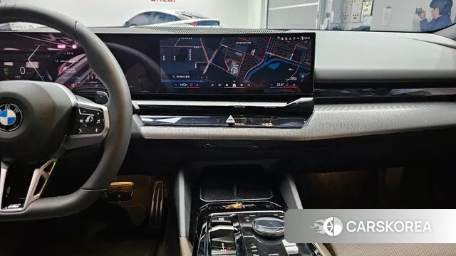 BMW 5 Series (G60) id 3393610 из Кореи 10