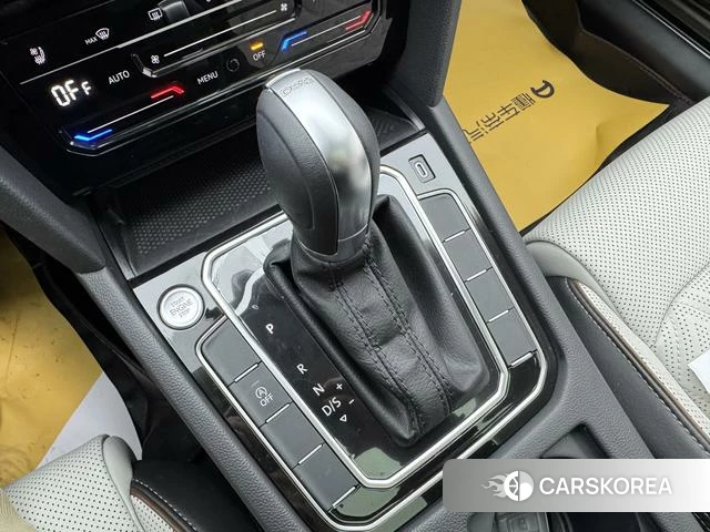 Volkswagen Magotan id 4258663 из Китая 10