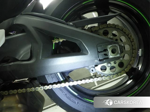 Проданный Kawasaki ZX-10R NINJA ABS id 4000075 из Японии, фото 10
