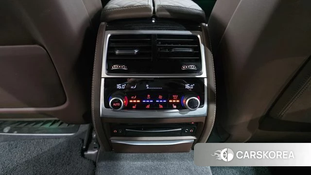 BMW 7 Series (G11) id 4283306 из Кореи 10