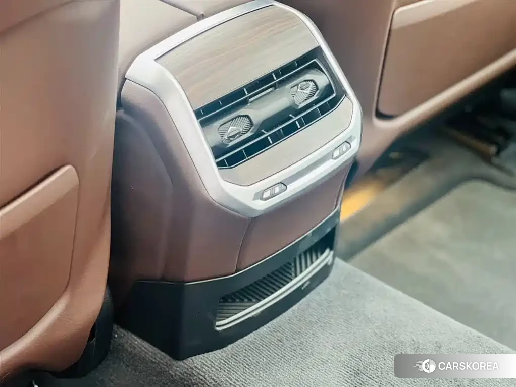 BMW 7 series id 4559608 из Китая 10
