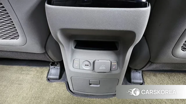 Kia All New Carnival id 3330722 из Кореи 10