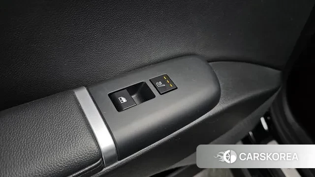 Hyundai Grandeur (GN7) id 3599837 из Кореи 10