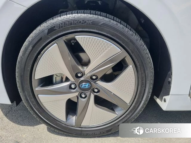 Hyundai The New Ionic Hybrid id 4187757 из Кореи 10