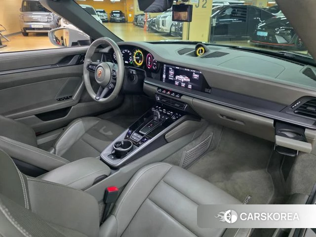 Porsche 911(992) id 3916644 из Кореи 10