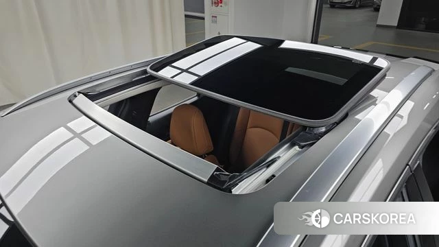 Lexus UX250h id 3885389 из Кореи 10