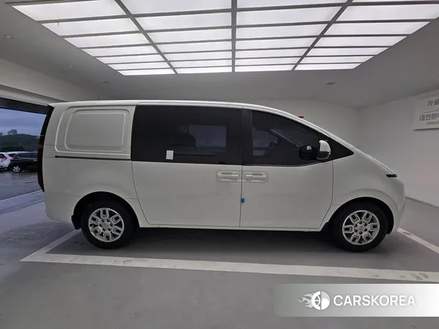 Hyundai Staria id 2939507 из Кореи 10