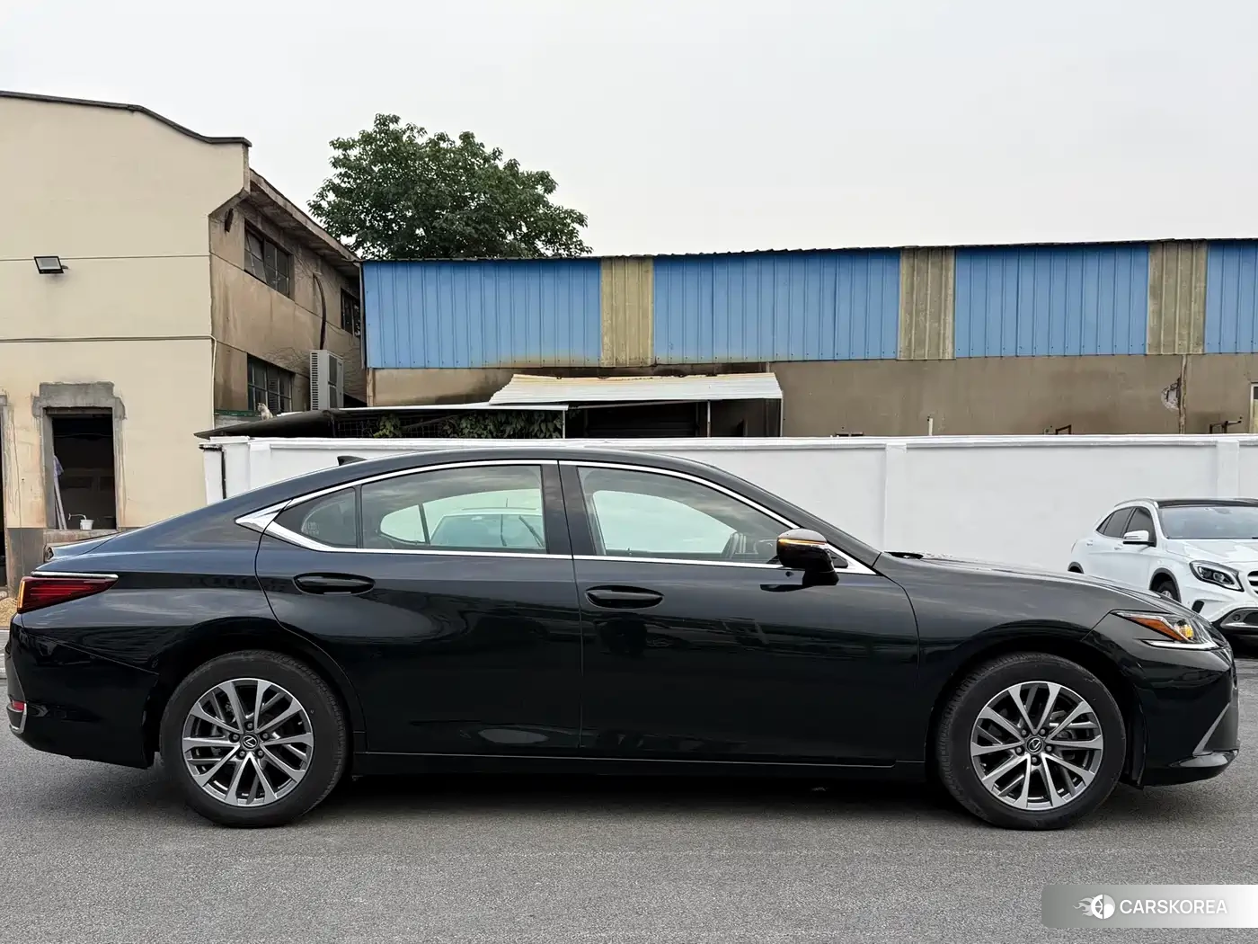 Lexus ES id 4514144 из Китая 10