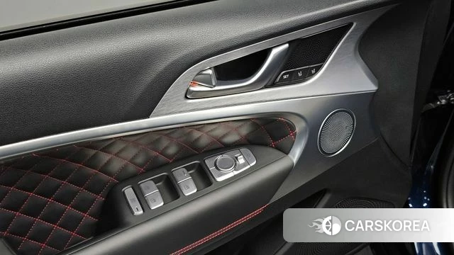 Genesis G70 id 3942379 из Кореи 10