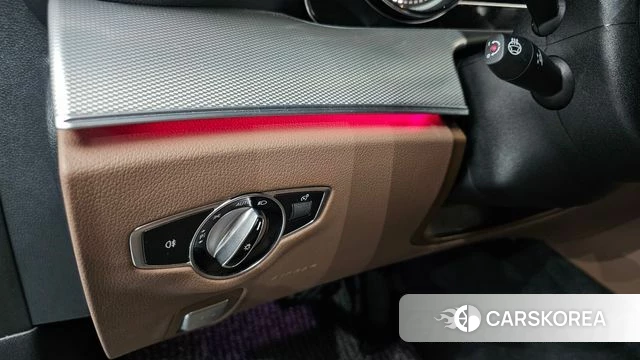 Mercedes-Benz E-Class W213 id 4647522 из Кореи 10