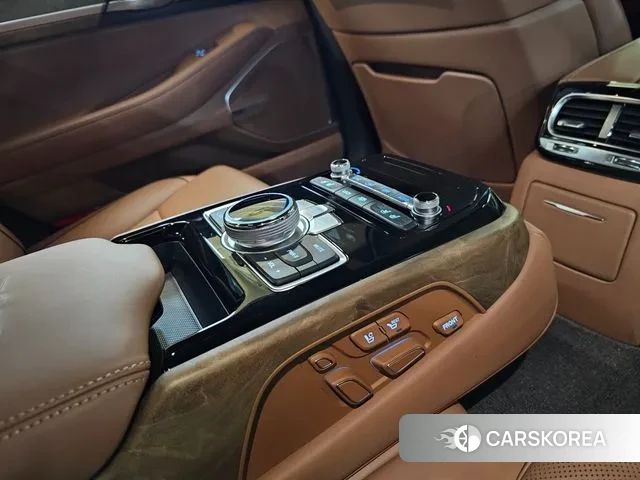 Genesis G90 id 3454881 из Кореи 10