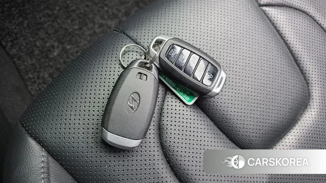 Hyundai Avante (CN7) id 3349776 из Кореи 10