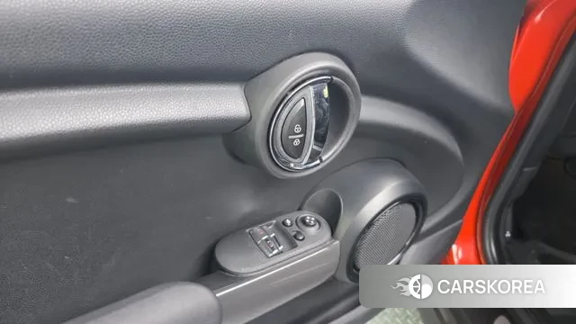 Mini Cooper id 3687459 из Кореи 10