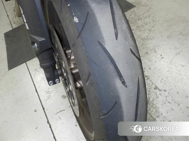 Honda CB650R id 4184381 из Японии 10