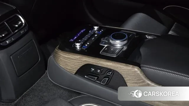 Genesis G90 id 3530676 из Кореи 10