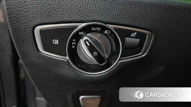 Mercedes-Benz E-Class W213 id 4595806 из Кореи 10