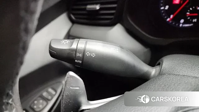 Hyundai Veloster (JS) id 3209239 из Кореи 10