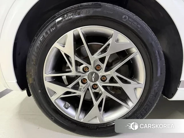 Genesis GV70 id 3032889 из Кореи 10