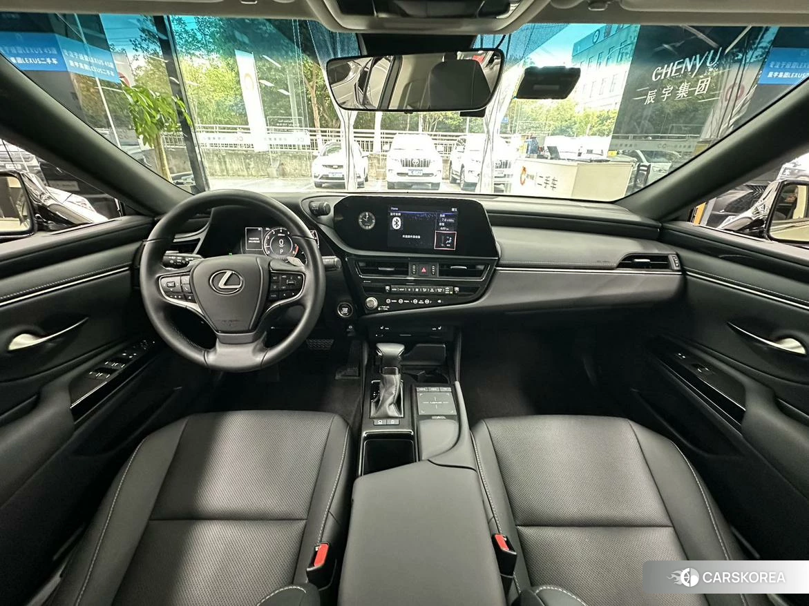 Lexus ES id 4499064 из Китая 10