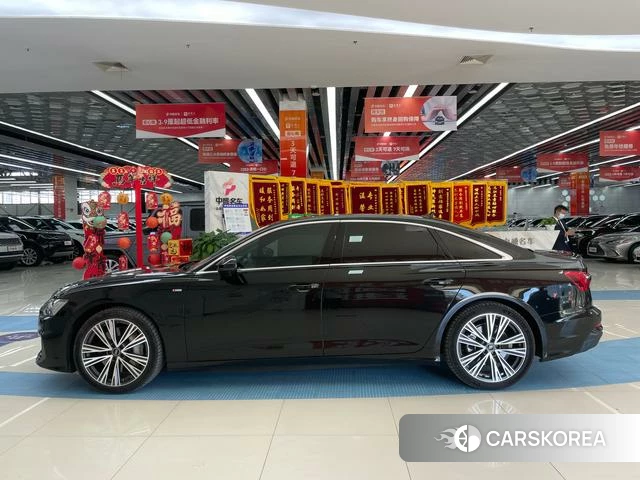 Audi A6L id 3926940 из Китая 10