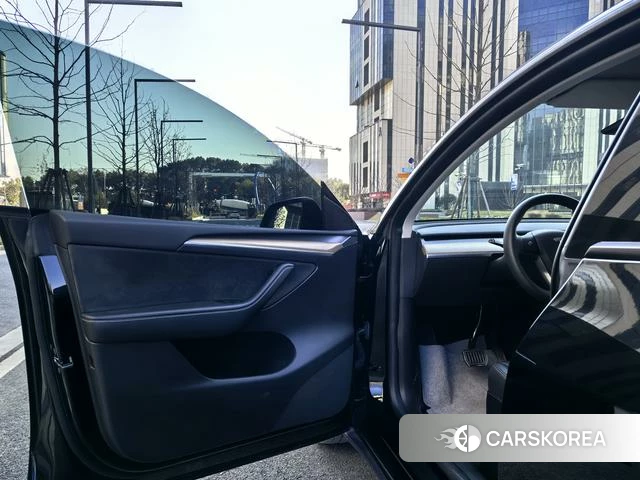 Tesla Model Y id 4205777 из Китая 10