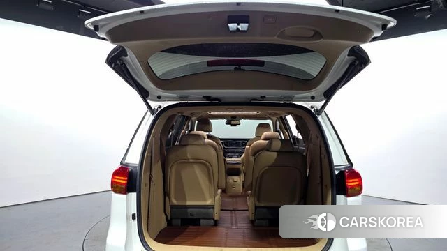 Kia All New Carnival id 4543719 из Кореи 10
