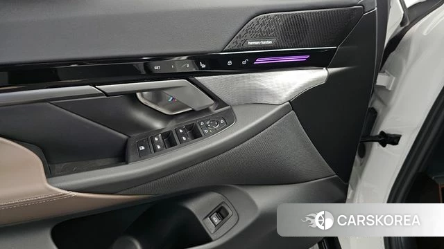 BMW 5 Series (G60) id 3896726 из Кореи 10