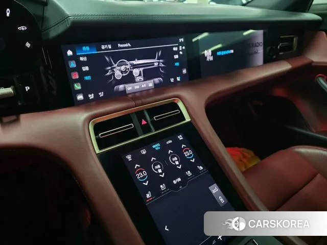 Porsche Taycan id 3551567 из Кореи 10