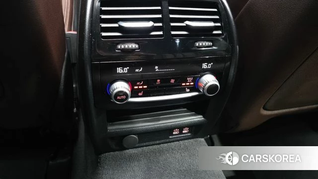 BMW 5 Series (G30) id 4834841 из Кореи 10