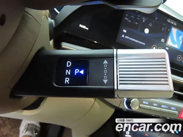 Hyundai Grandeur (GN7) id 2666786 из Кореи 10