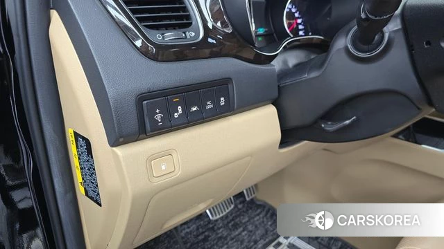 Kia The New Carnival id 4483328 из Кореи 10