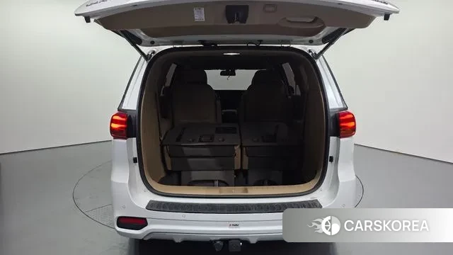 Kia The New Carnival id 3789804 из Кореи 10