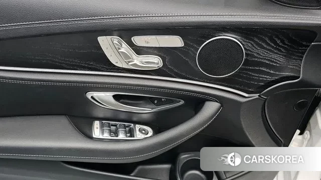 Mercedes-Benz E-Class W213 id 3023620 из Кореи 10